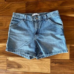 Tommy Hilfiger Vintage 90’s Denim Shorts size 8